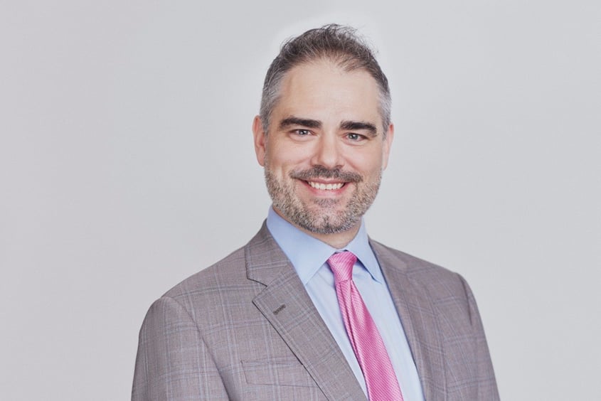 Jeff-formal-headshot